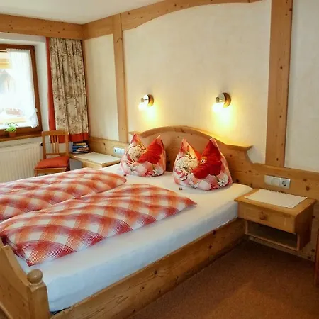 Gaestehaus Schaub Apartamento *