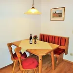 Gaestehaus Schaub *